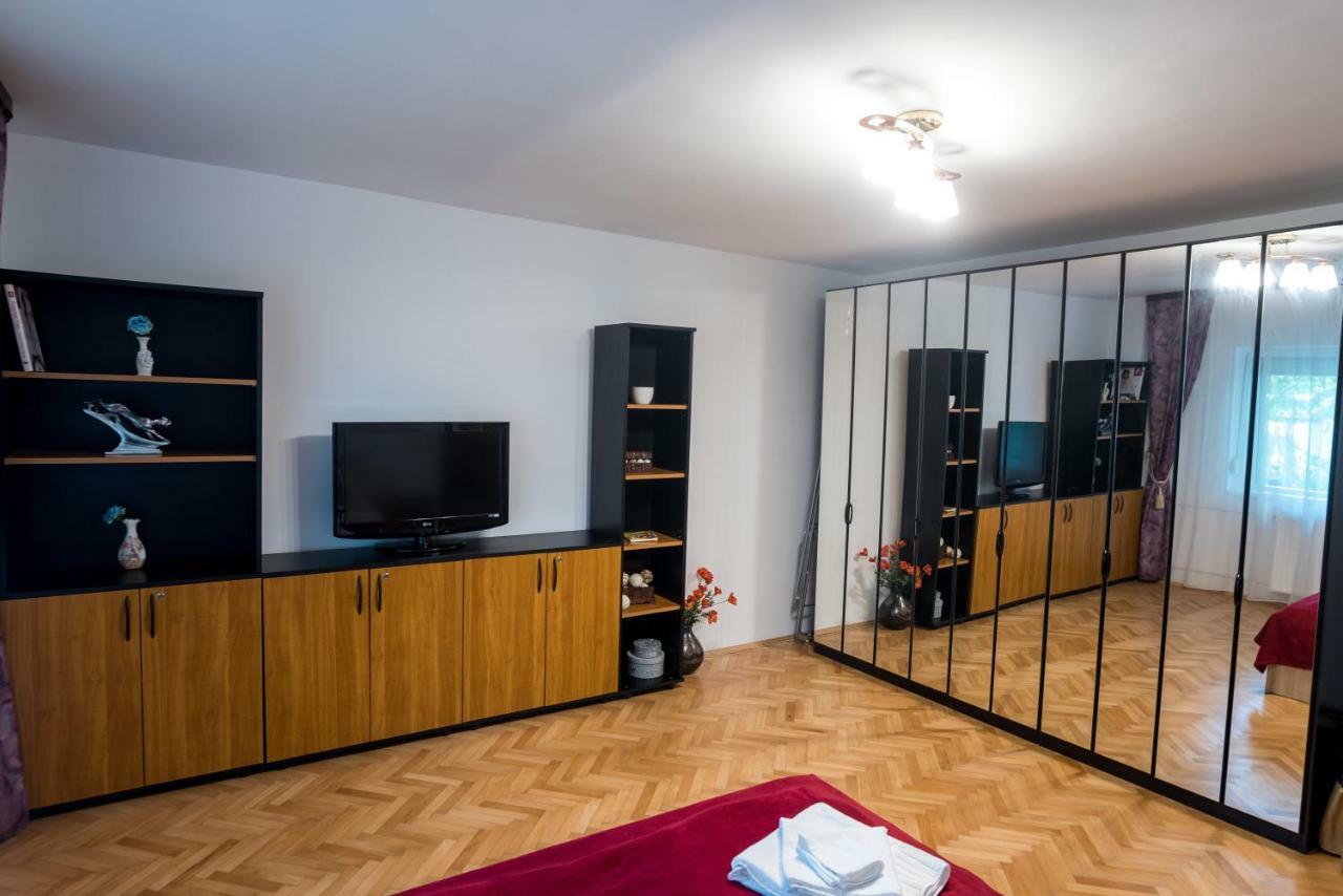 Appartement Avec 1 chambre *