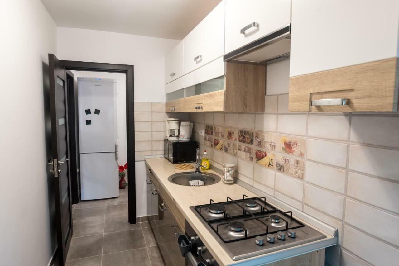 Appartement Avec 1 chambre *